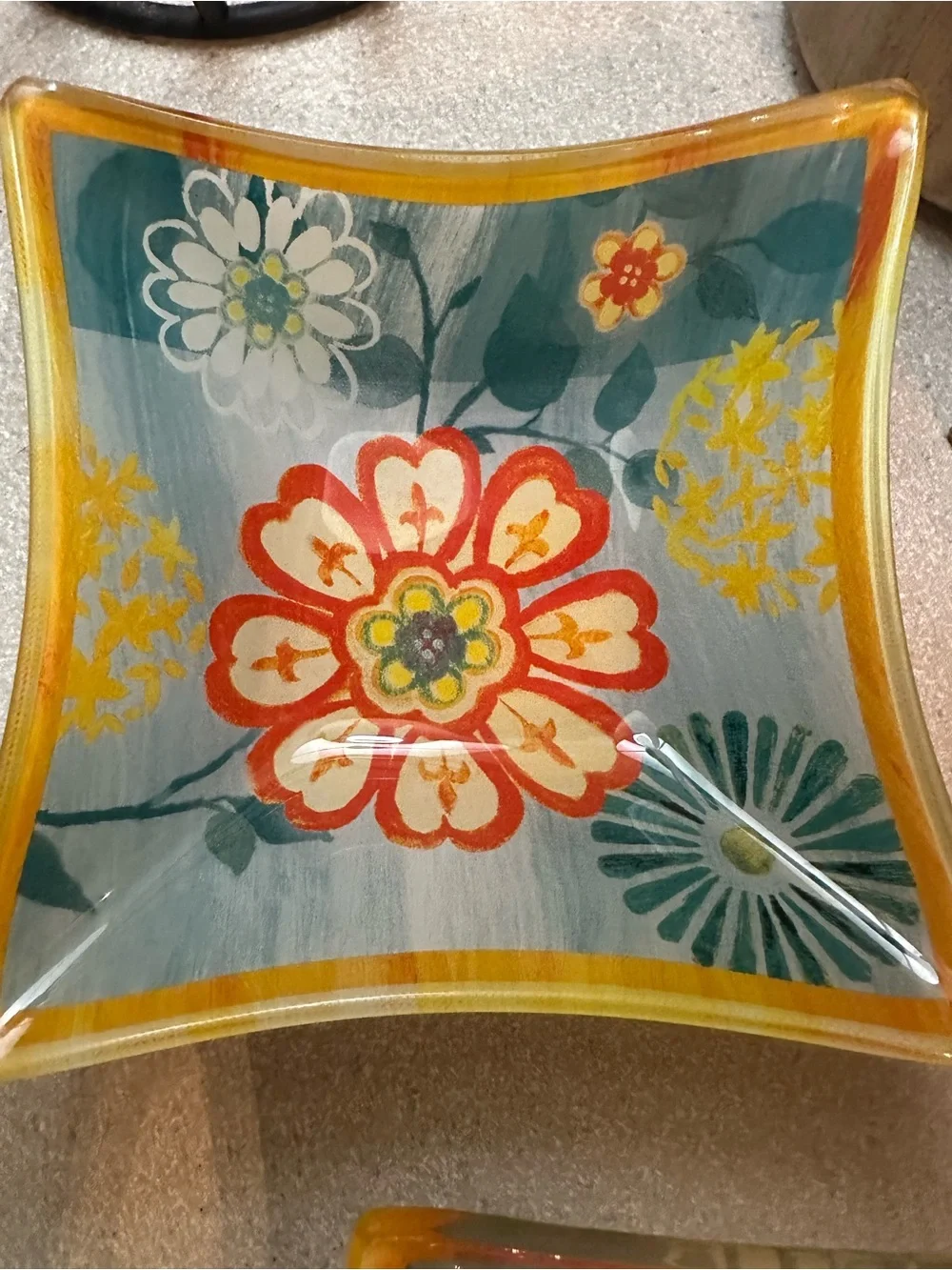 Prima Design Set of 4 Small Square Glass Curved Plate Bowls Bright Flowers 5